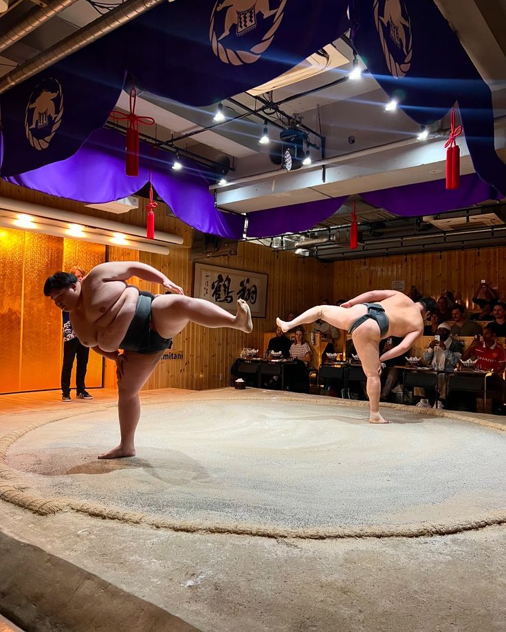 Live sumo exhibition