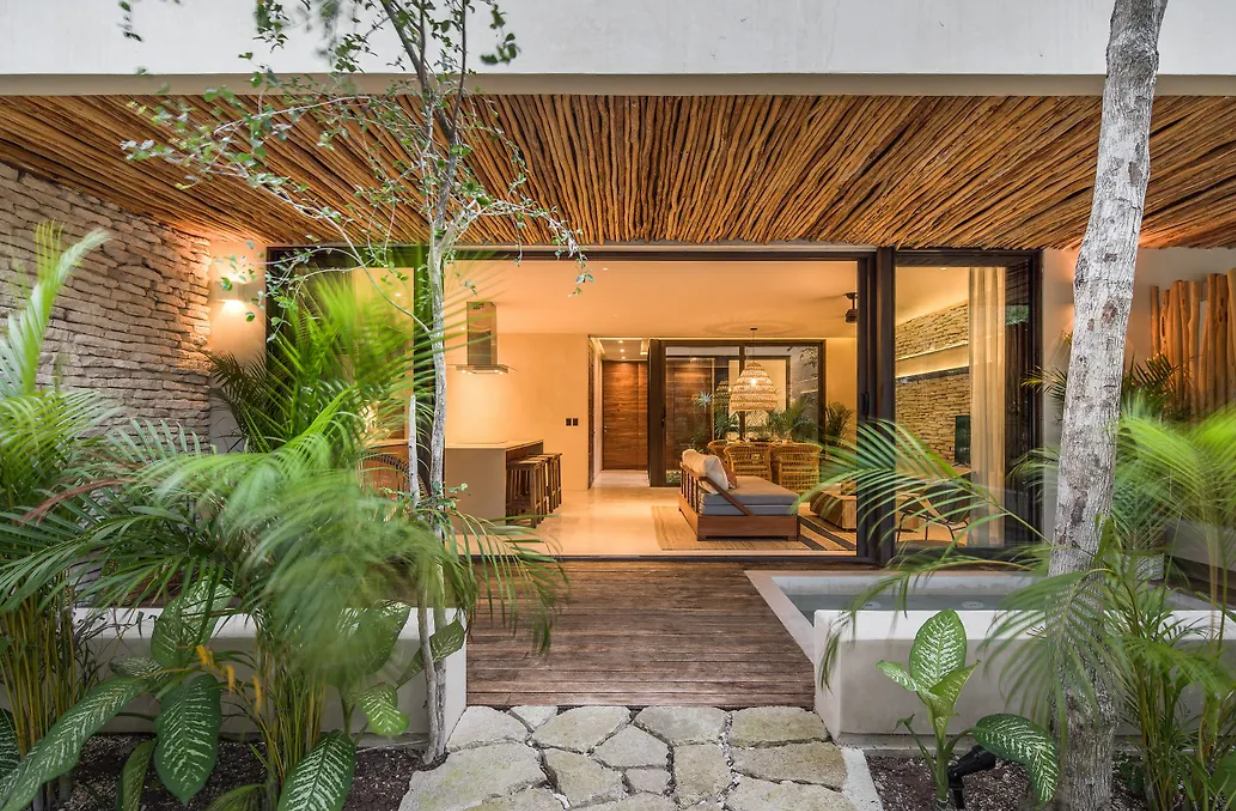 JetLife Vacations Travel Agency